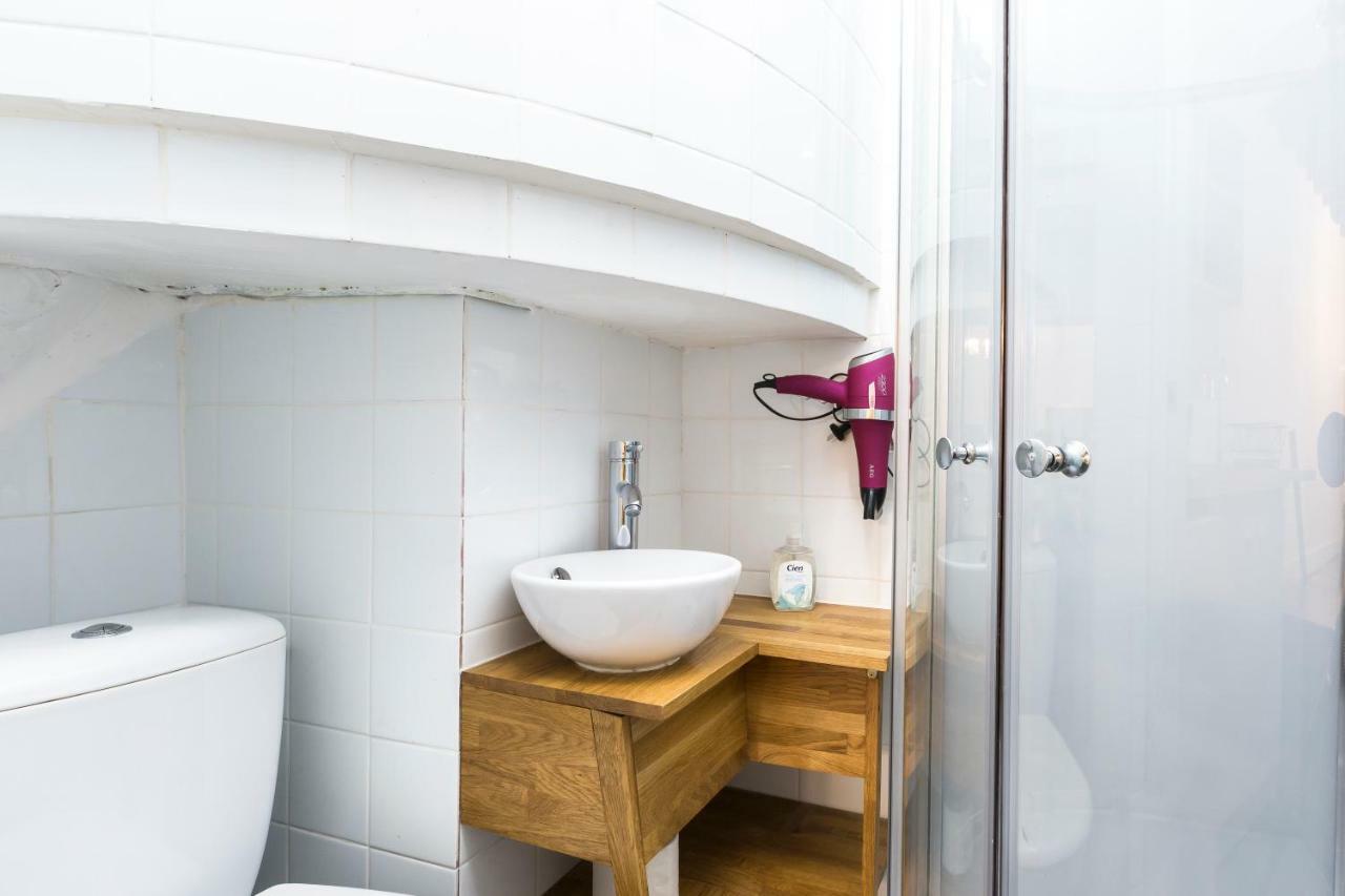 Charming 20M² Near Le Marais Appartement Parijs Buitenkant foto